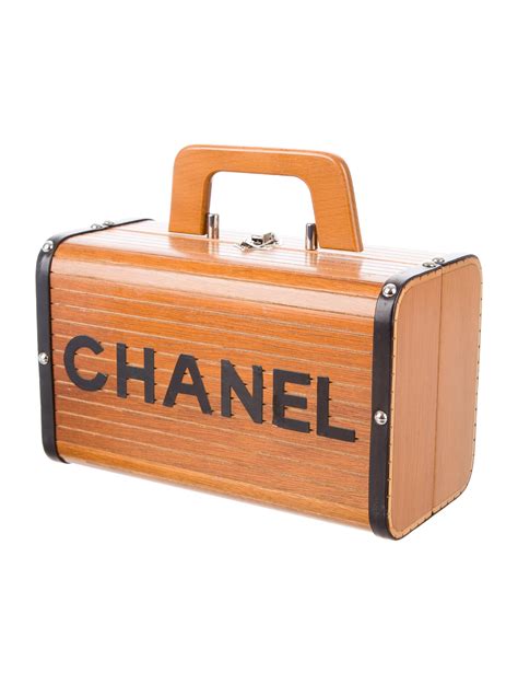 chanel trunk bag